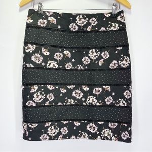 WHBM Bumblebee Floral and Polka Dot Pencil Skirt Career Crepe